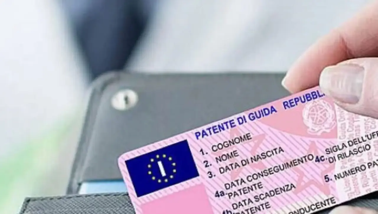 Carta d’identità elettronica: il trucco per rinnovarla più velocemente SP - Documento elettronico e prenotazione online